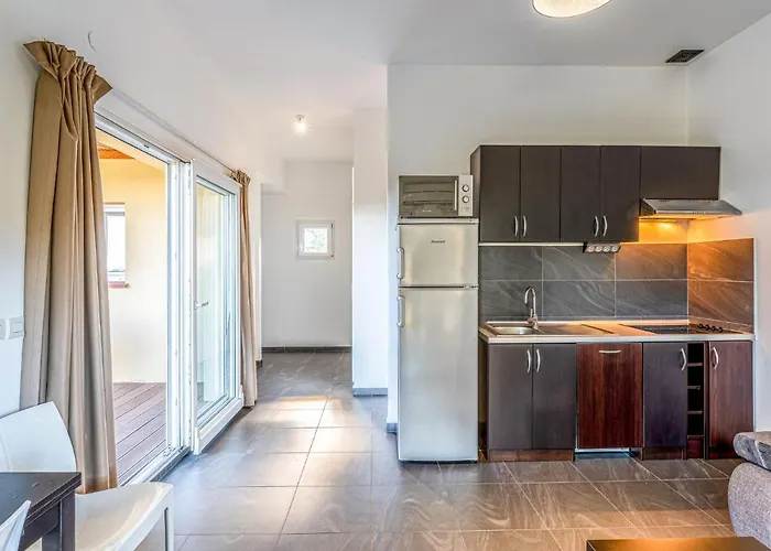 Apartment Marina Di Favone-3 By Interhome